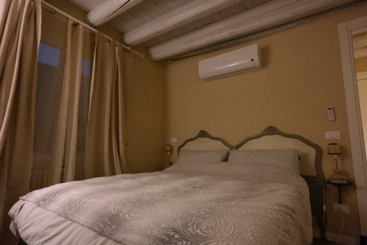 Romantic And Cozy Flat Верона Екстериор снимка