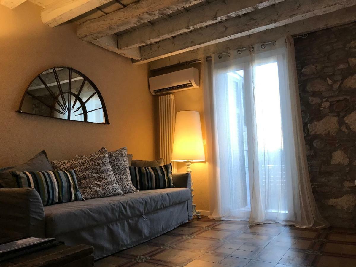 Romantic And Cozy Flat Верона Екстериор снимка
